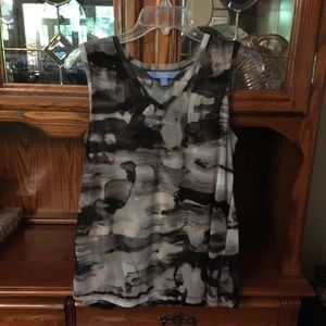🎁2/$12 VERA WANG M BLACK & GRAY TANK TOP